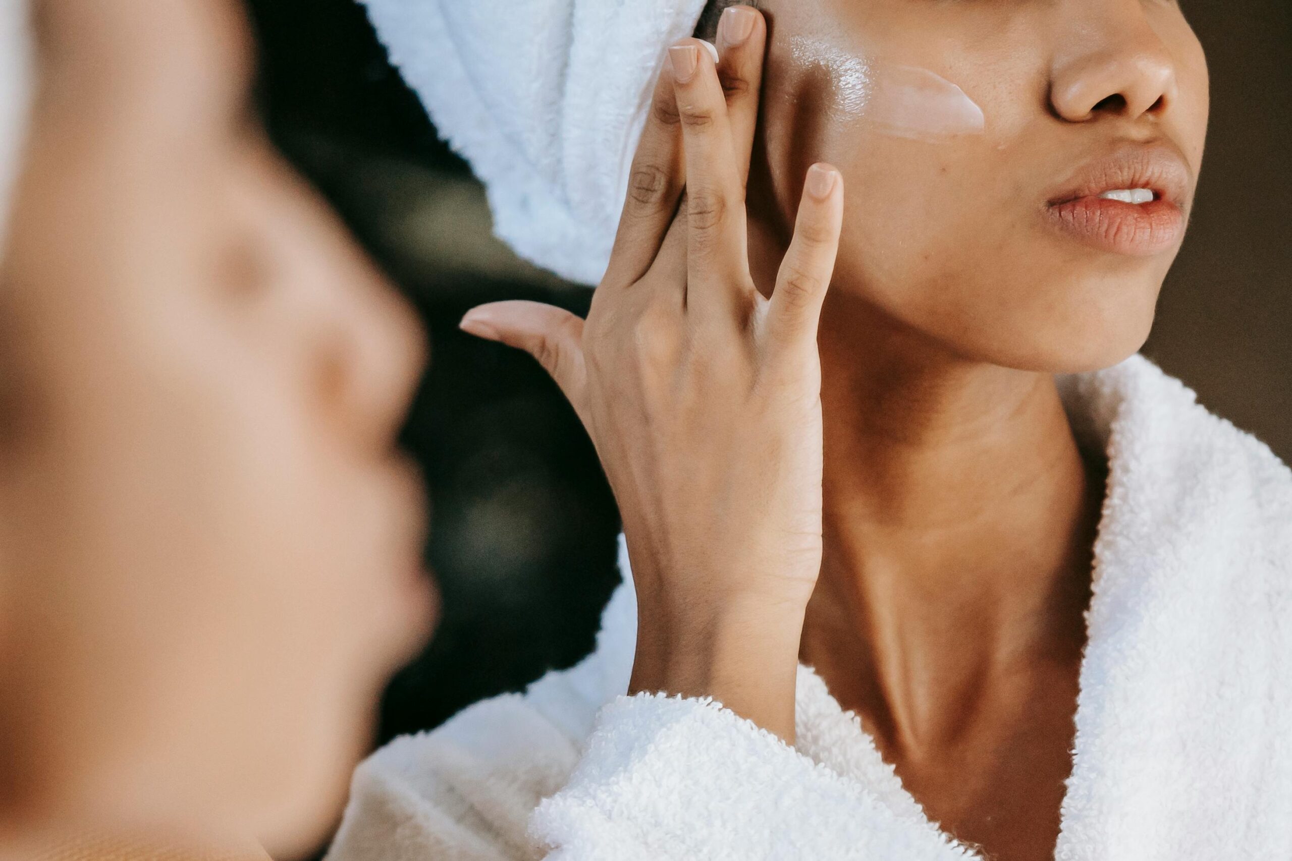 Say Goodbye To Cakey Makeup With These Simple Skincare Steps